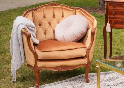 Fotele złote | 500 zł