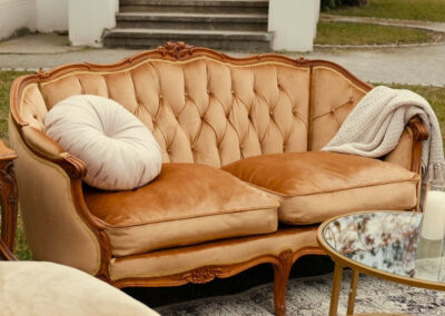 Sofa złota | 600 zł